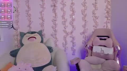 Haely online show from March 8, 2:37 am