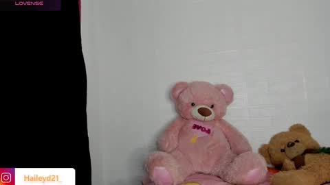 Hailey online show from April 5, 12:19 am