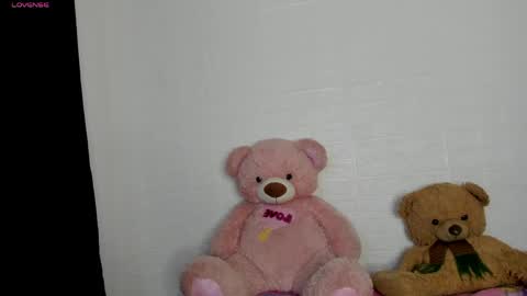 Hailey online show from April 18, 9:48 pm