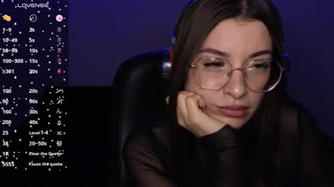 HailyHeavenly online show from December 3, 2:38 pm