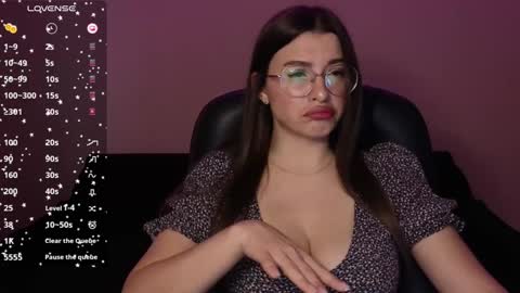 HailyHeavenly online show from December 18, 11:13 am