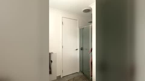 haineshunter600rbreeze online show from January 13, 7:46 am