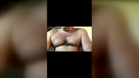 Snapshot of hairbear5 chatting on May 21, 1:18 pm Bruce online show from May 21, 1:18 pm