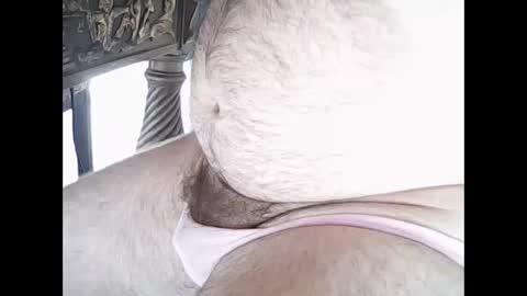 Snapshot of hairybeary1 chatting on February 27, 2:00 pm hairybeary1 online show from February 27, 2:00 pm