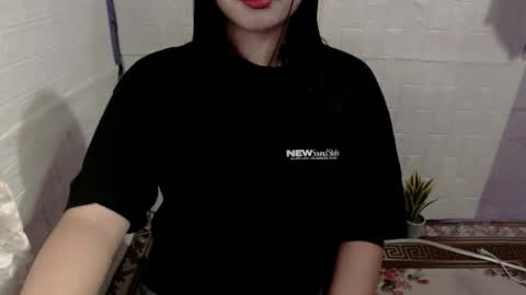 Snapshot of haisley_sawyer chatting on February 26, 1:21 pm haisley_sawyer online show from February 26, 1:21 pm