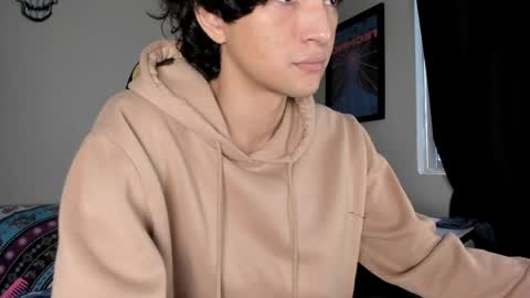 halan online show from March 31, 6:19 pm