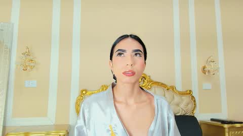 Hallie Stone online show from February 8, 10:29 am