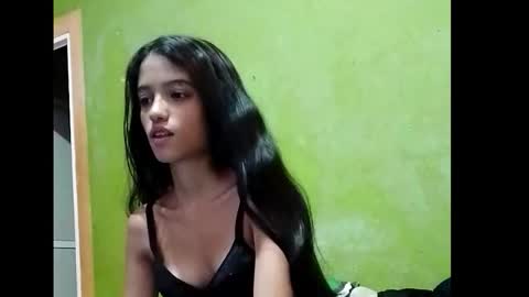 Snapshot of hambercrrist chatting on March 10, 1:12 am hambercrist online show from March 10, 1:12 am