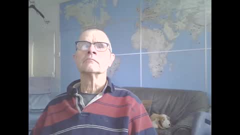 Snapshot of hamto65 chatting on November 10, 3:00 pm Prefer men 80 online show from November 10, 3:00 pm