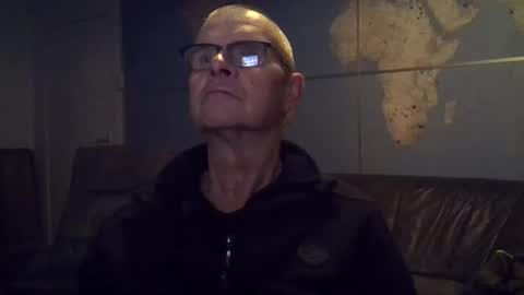 Snapshot of hamto65 chatting on December 14, 3:50 pm Prefer men 80 online show from December 14, 3:50 pm