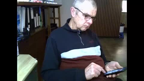 Snapshot of hamto65 chatting on February 15, 9:44 pm Prefer men 80 online show from February 15, 9:44 pm