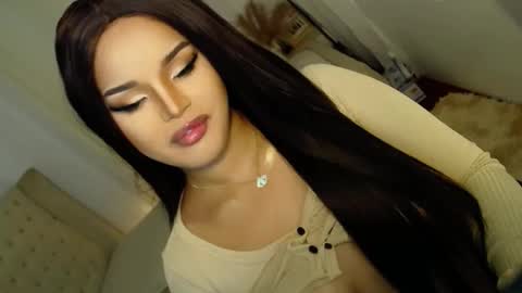 Snapshot of hana_be69 chatting on January 11, 2:09 am hana_be69 online show from January 11, 2:09 am