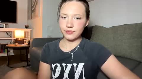 hanahwoods online show from July 1, 4:40 pm