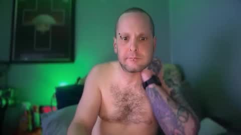 hand_banana_420 online show from April 22, 4:48 am