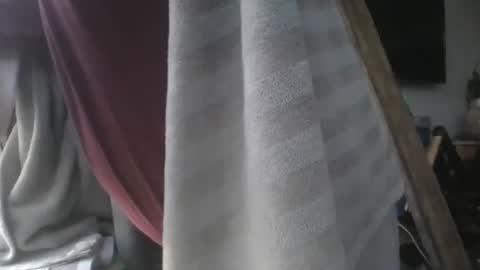 handncocknocum online show from January 10, 8:27 am