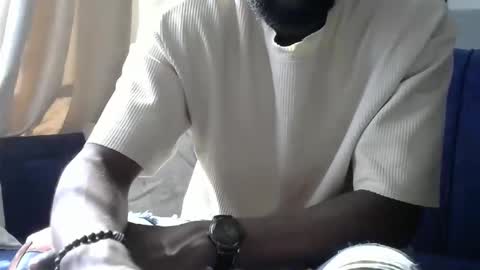 Snapshot of handsome_king30 chatting on January 7, 12:29 pm handsome king online show from January 7, 12:29 pm