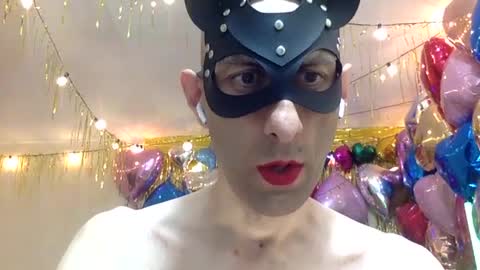 HandsomeAlfie online show from July 18, 6:56 pm