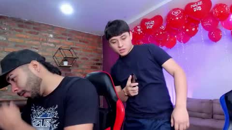 leonardfarrucknick and otis online show from February 20, 12:27 pm