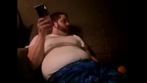 Handsomedaddy198923 online show from March 29, 6:35 am