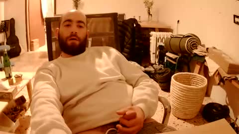 Snapshot of handyboy991 chatting on February 18, 6:15 pm handyboy991 online show from February 18, 6:15 pm