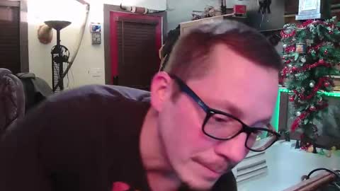 Snapshot of hangarmannate chatting on December 24, 12:55 am Nate online show from December 24, 12:55 am