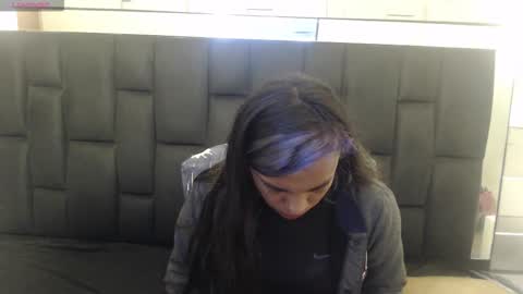 Hanna online show from December 15, 3:16 pm