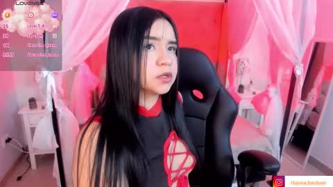 hanna  online show from March 6, 3:47 am