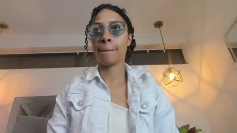 HANNA online show from December 14, 1:38 pm