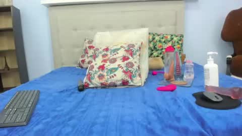 Snapshot of hanna_hornyx20 chatting on June 14, 12:52 am hanna_hornyx20 online show from June 14, 12:52 am