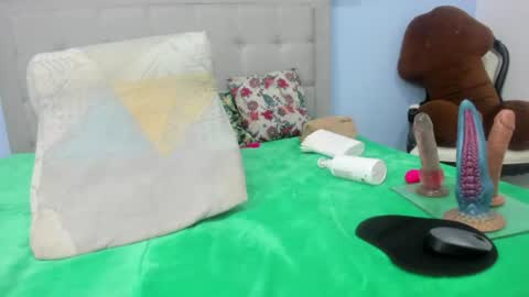 Snapshot of hanna_hornyx20 chatting on July 9, 1:09 am hanna_hornyx20 online show from July 9, 1:09 am