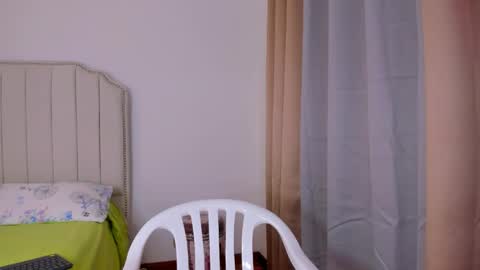 Snapshot of hannaa86 chatting on February 10, 8:24 pm Hanna online show from February 10, 8:24 pm