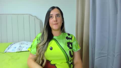 Snapshot of hannaa86 chatting on February 15, 1:02 am Hanna online show from February 15, 1:02 am