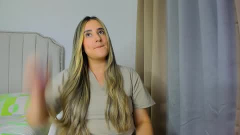 Hanna online show from April 29, 1:32 am