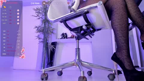 HANNAH HOWELL online show from January 15, 1:09 pm