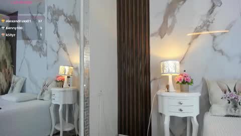 Hannahill69 online show from March 12, 4:51 am