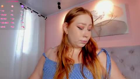 hannamartinn_ online show from June 9, 3:56 pm