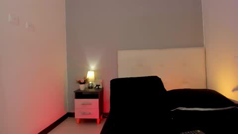 hannamartinnez online show from March 13, 11:39 am