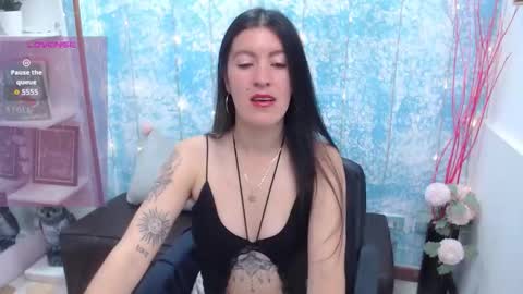 Snapshot of hannaowen_ chatting on February 27, 1:55 pm Hanna online show from February 27, 1:55 pm