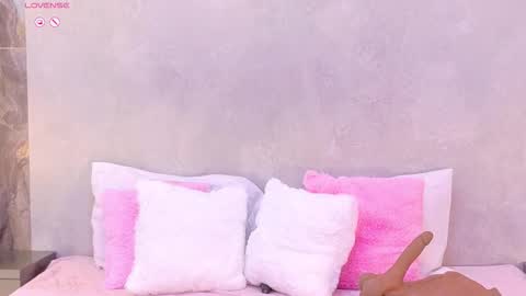 hannaprada1 online show from January 16, 11:58 am