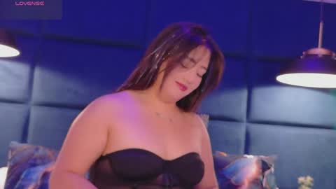 hannaprada1 online show from June 1, 11:45 am