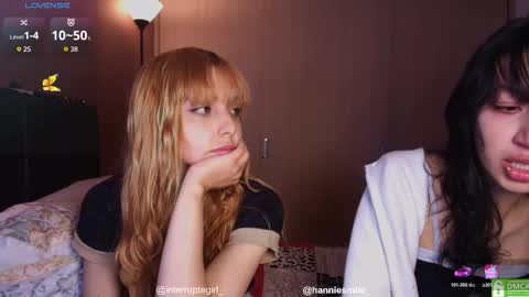 Hannie  online show from March 7, 6:38 pm