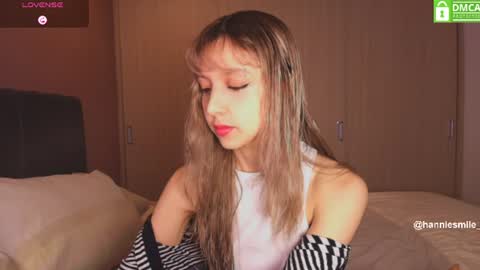 Hannie  online show from July 14, 2:05 am