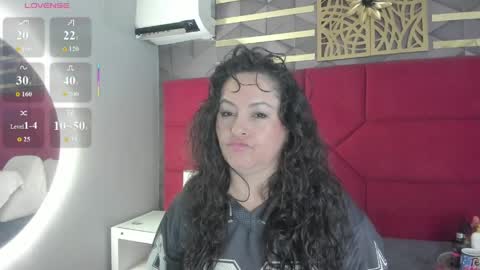 Hanny  online show from April 17, 11:24 am