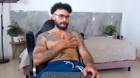 hanz_col online show from June 27, 5:29 pm