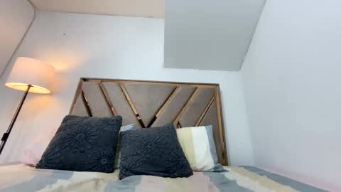 hanz online show from February 24, 5:00 pm