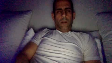 Snapshot of happy2334 chatting on January 18, 9:13 am skysky6969 online show from January 18, 9:13 am