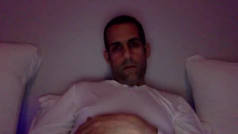 Snapshot of happy2334 chatting on February 2, 12:48 pm skysky6969 online show from February 2, 12:48 pm