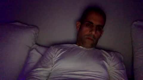 Snapshot of happy2334 chatting on February 4, 12:11 pm skysky6969 online show from February 4, 12:11 pm