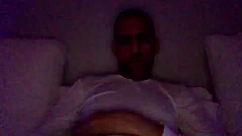 Snapshot of happy2334 chatting on February 6, 3:26 pm skysky6969 online show from February 6, 3:26 pm