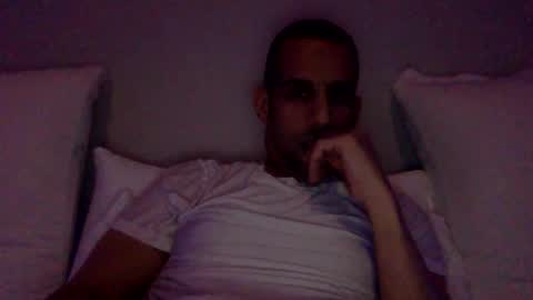 Snapshot of happy2334 chatting on February 11, 3:28 pm skysky6969 online show from February 11, 3:28 pm